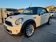 MINI Cooper 2011