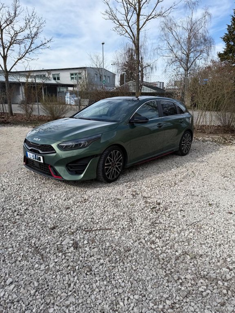 Kia cee'd / Ceed