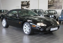 Jaguar XK8 2000