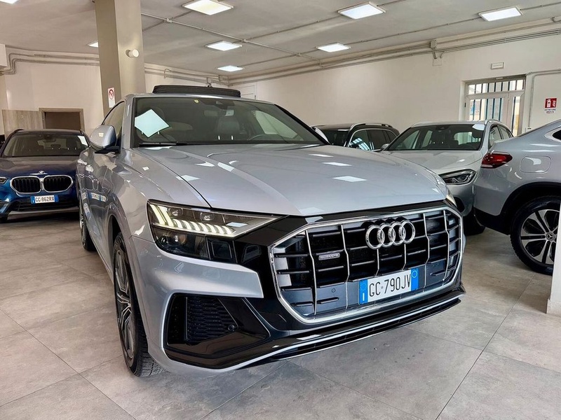 Audi Q8