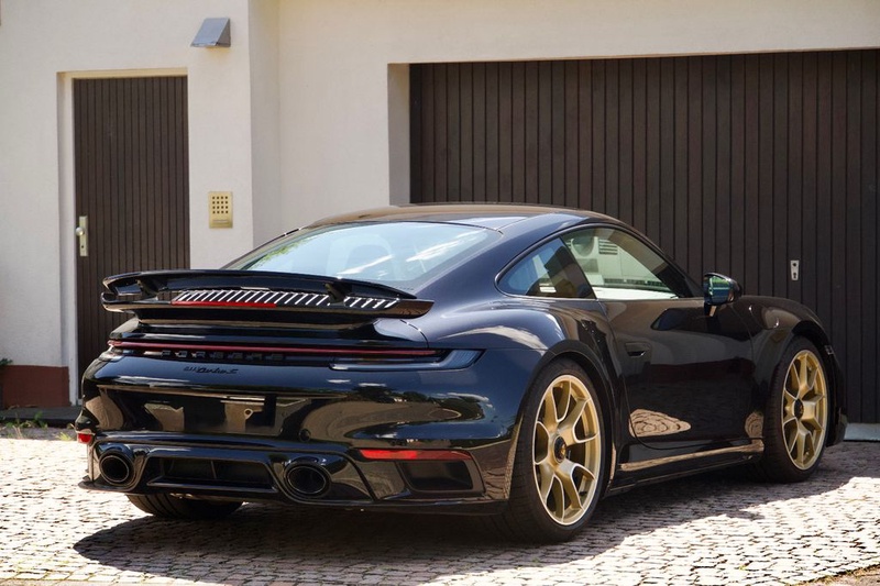 Porsche 992