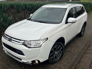 Mitsubishi Outlander 2015