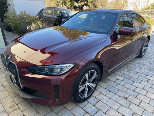 BMW i4 2023