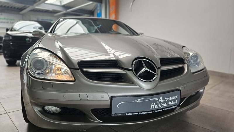 Mercedes-Benz SLK-Class