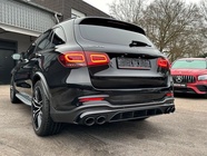 Mercedes-Benz GLC-Class 2021