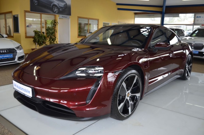 Porsche Taycan