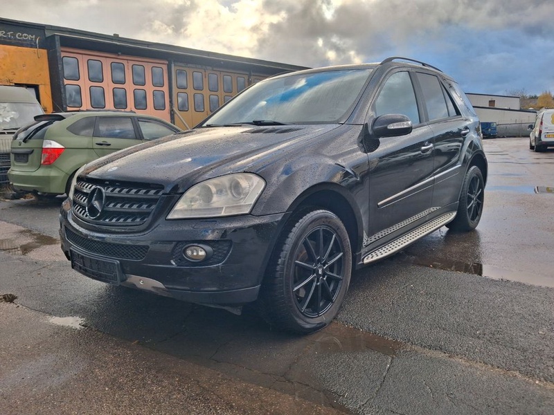 Mercedes-Benz ML-Class