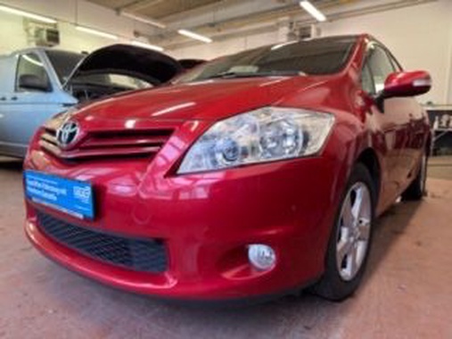 Toyota Auris 2012