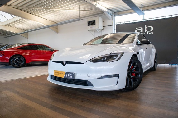 Tesla Model S 2022