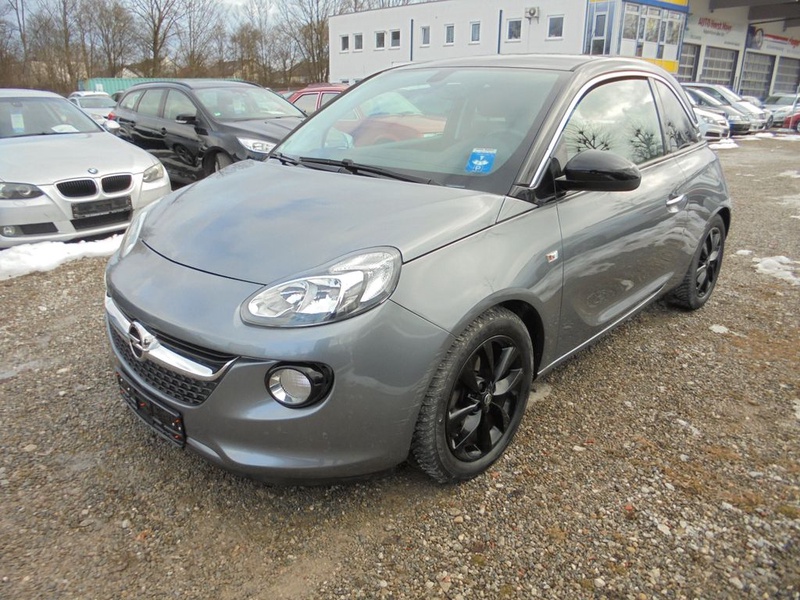 Opel Adam