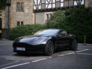 Aston Martin DB11 2020