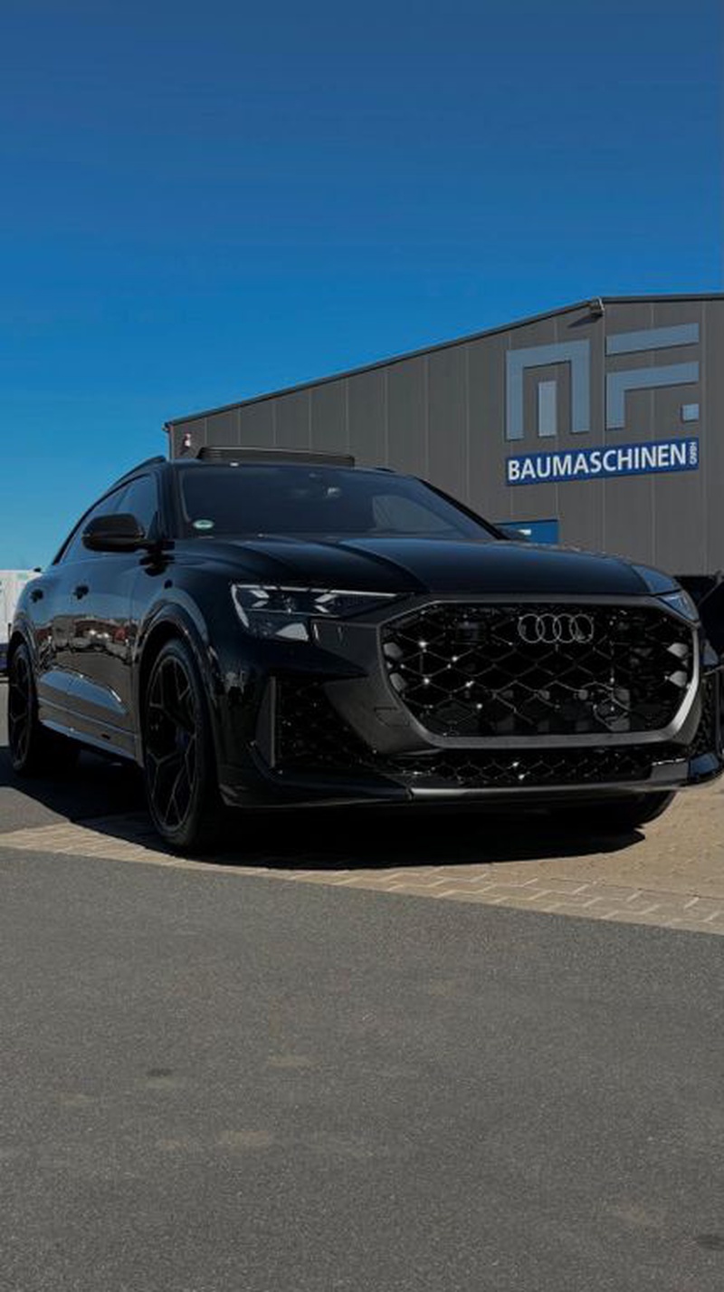 Audi RSQ8