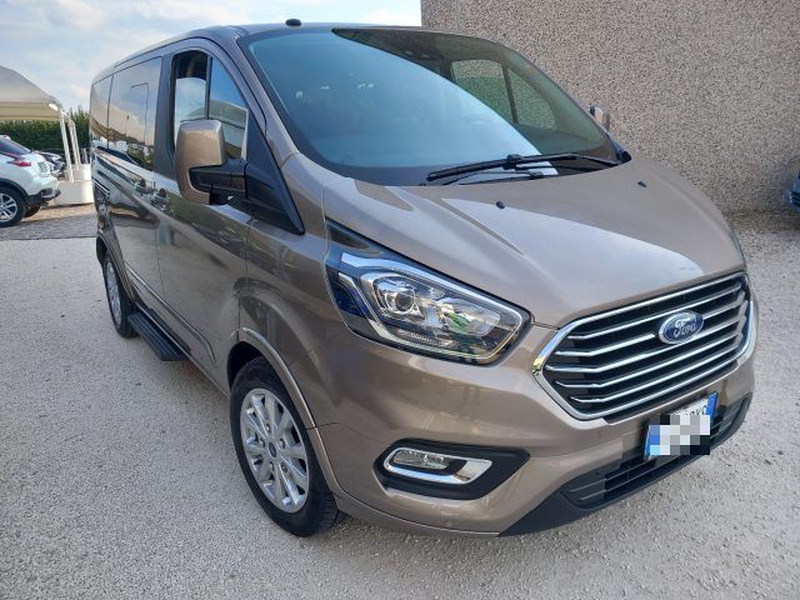 Ford Tourneo Custom