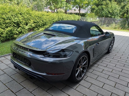 Porsche Boxster 2024