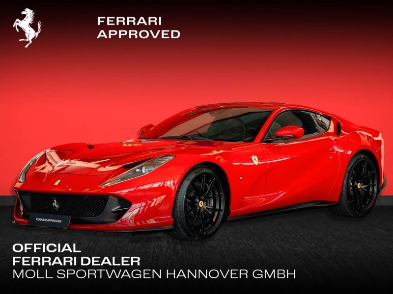 Ferrari 812