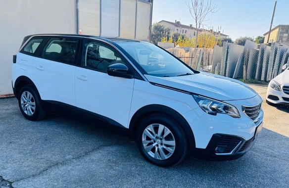 Peugeot 5008 2019