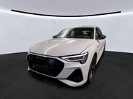 Audi e-tron 2022