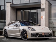 Porsche Panamera 2021