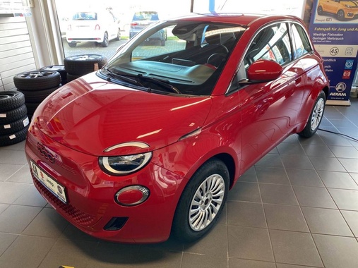 Fiat 500e 2023