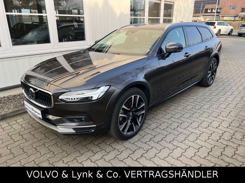 Volvo V90