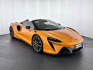McLaren Artura 2024