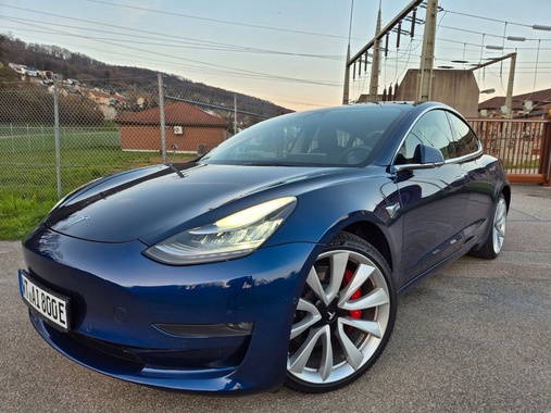 Tesla Model 3 2019