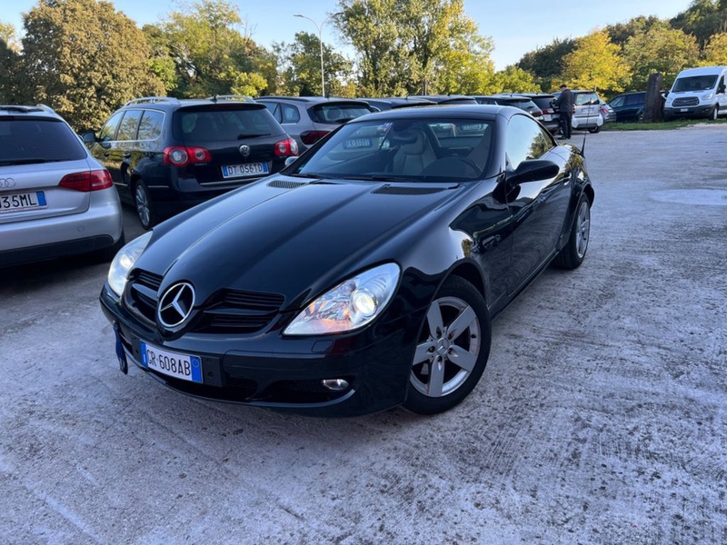 Mercedes-Benz SLK-Class