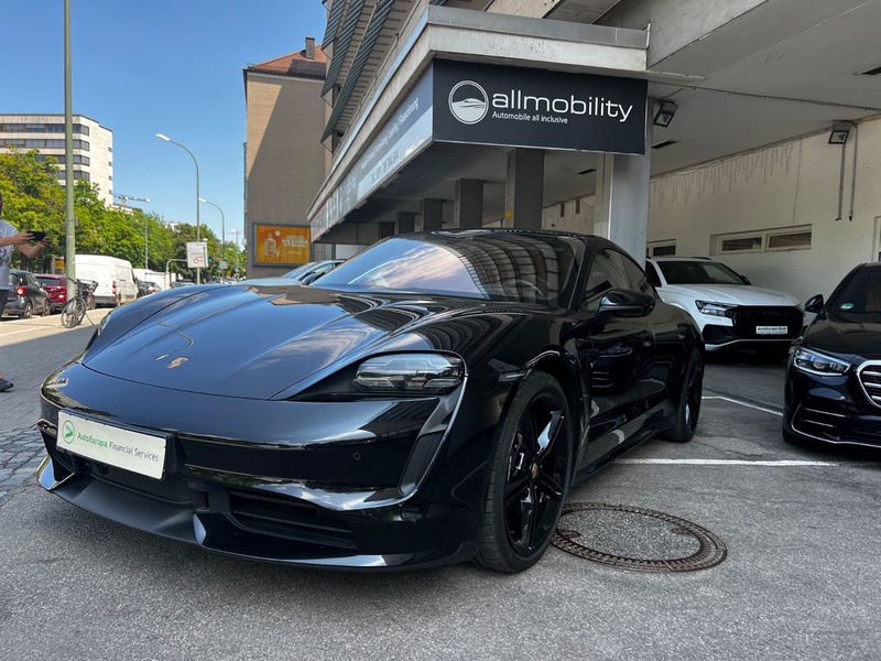 Porsche Taycan