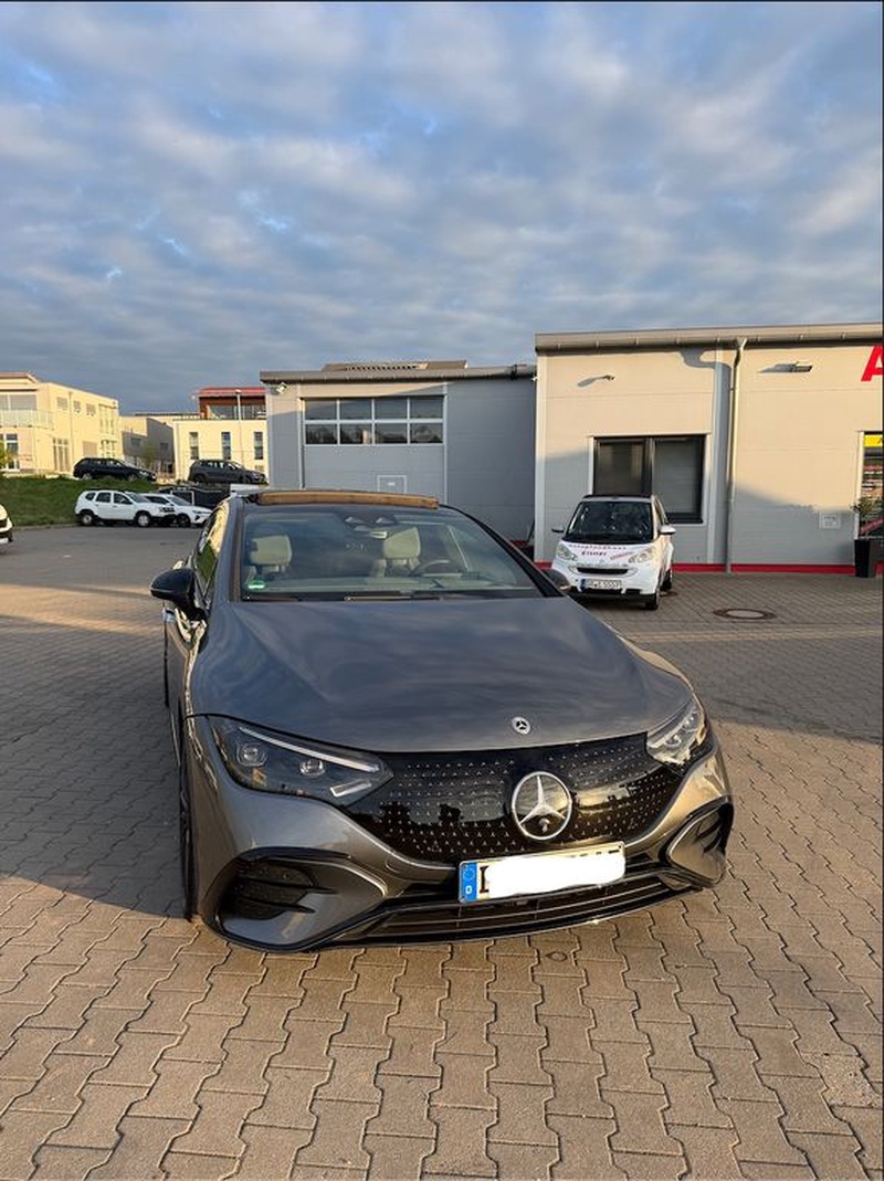 Mercedes-Benz EQE