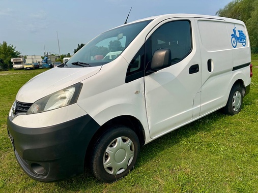 Nissan NV200 2010
