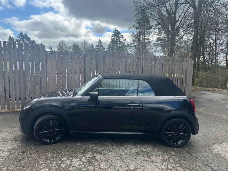 MINI Cabrio