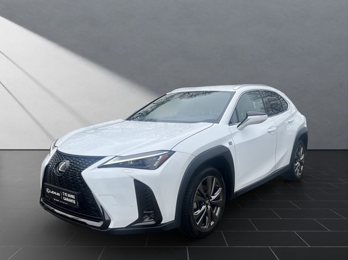 Lexus UX 2024