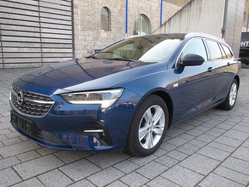 Opel Insignia 2022