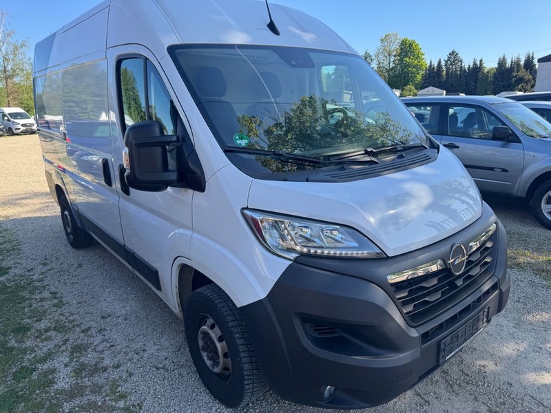 Opel Movano