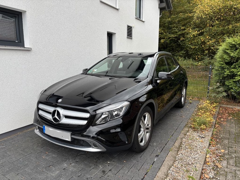 Mercedes-Benz GLA-Class