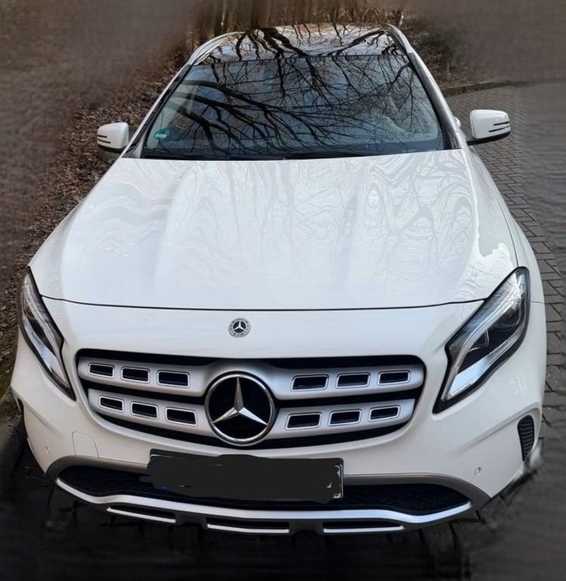 Mercedes-Benz GLA-Class