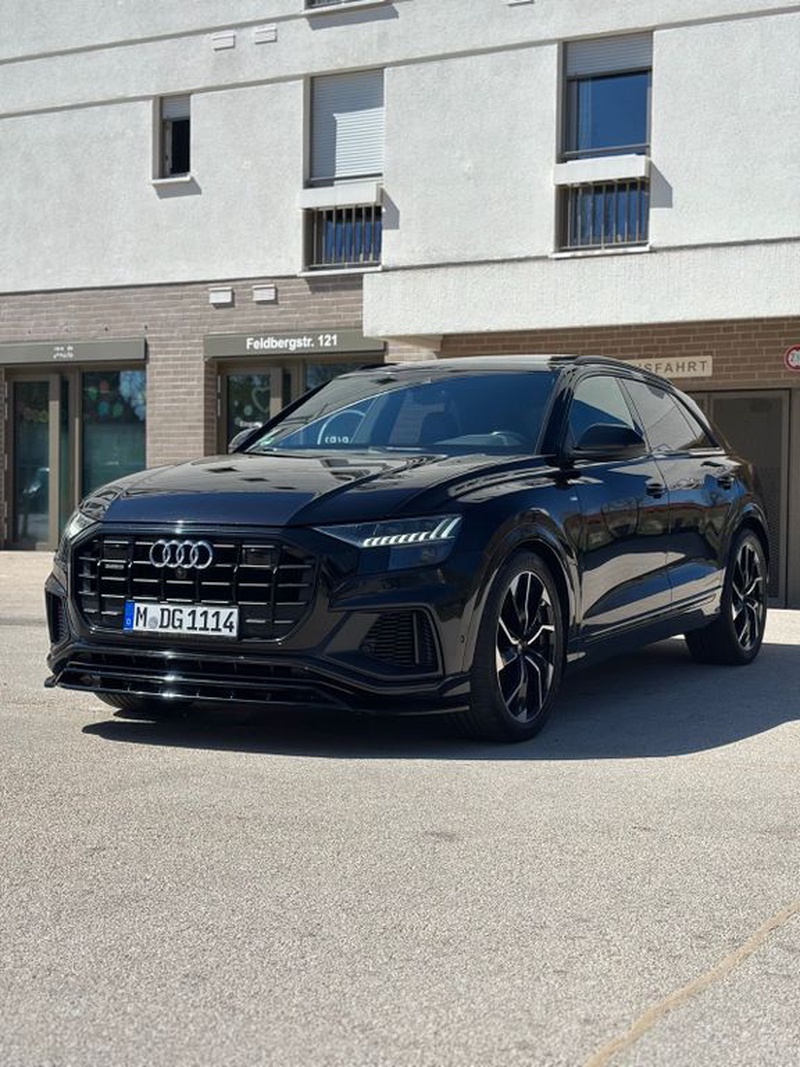 Audi Q8