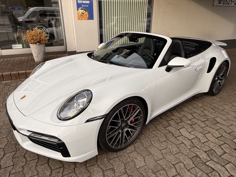 Porsche 992