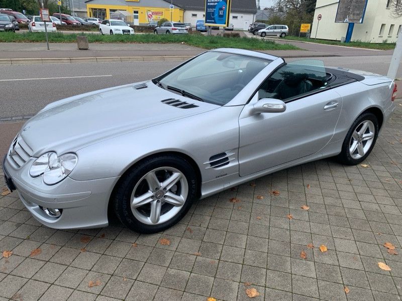 Mercedes-Benz SL-Class