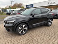 Volvo XC40 2025