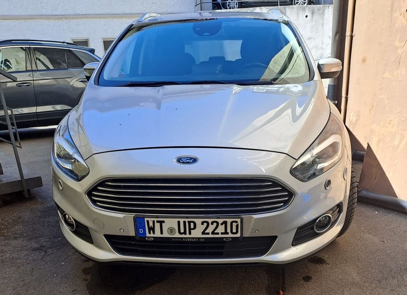 Ford S-Max