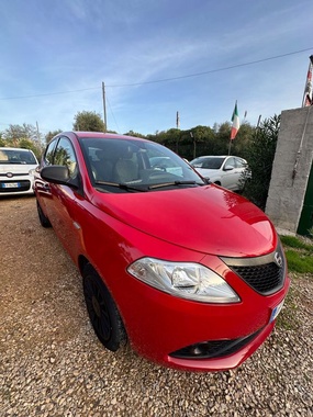 Lancia Ypsilon 2021