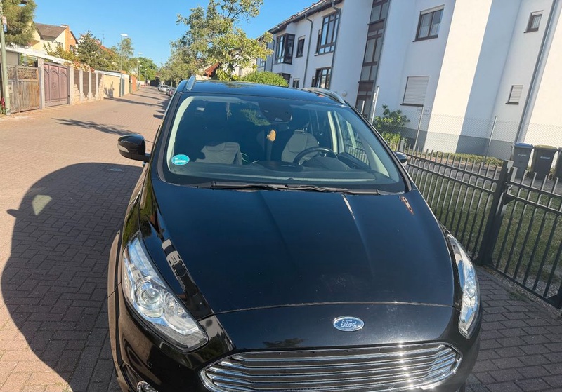 Ford S-Max