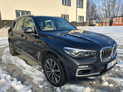 BMW X5 2019