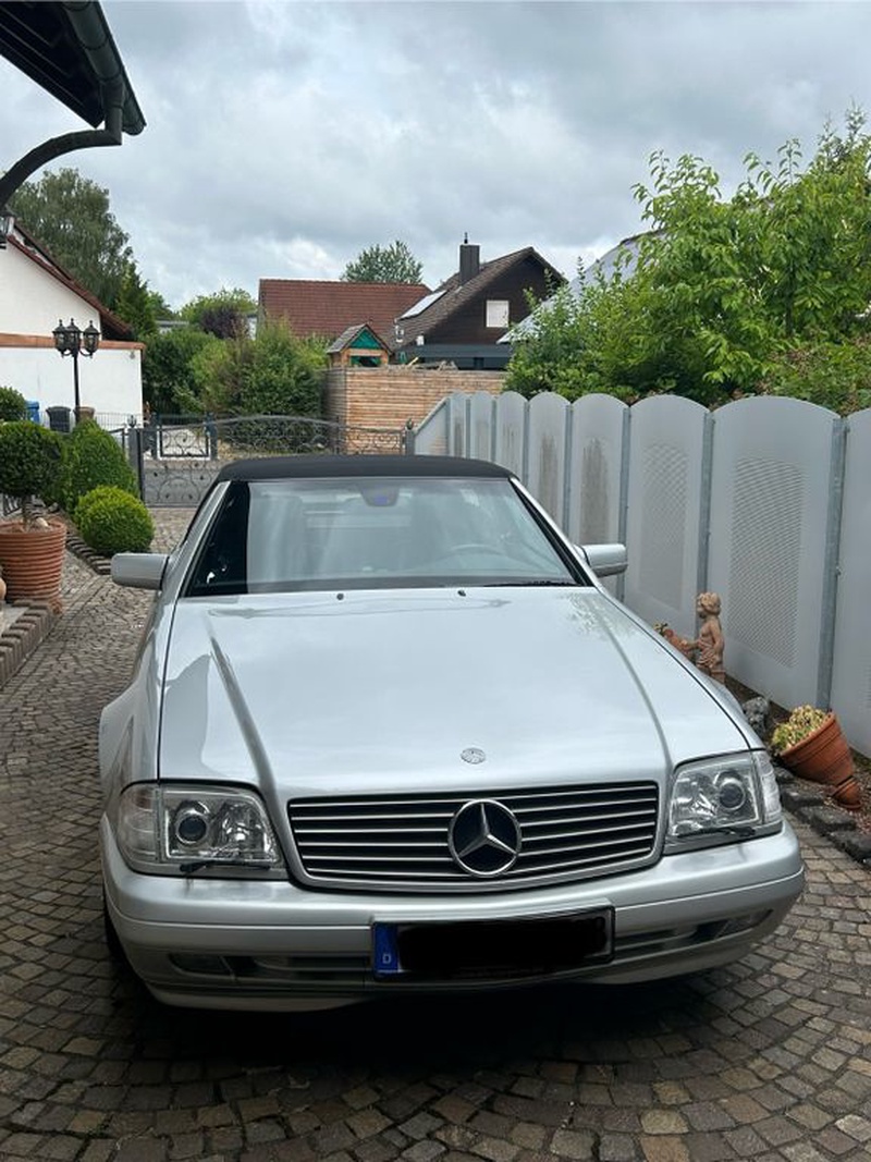 Mercedes-Benz SL-Class