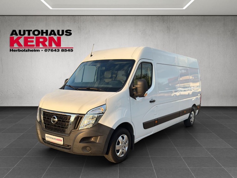 Nissan NV400