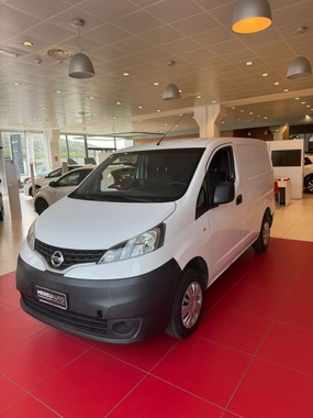 Nissan NV200 2015