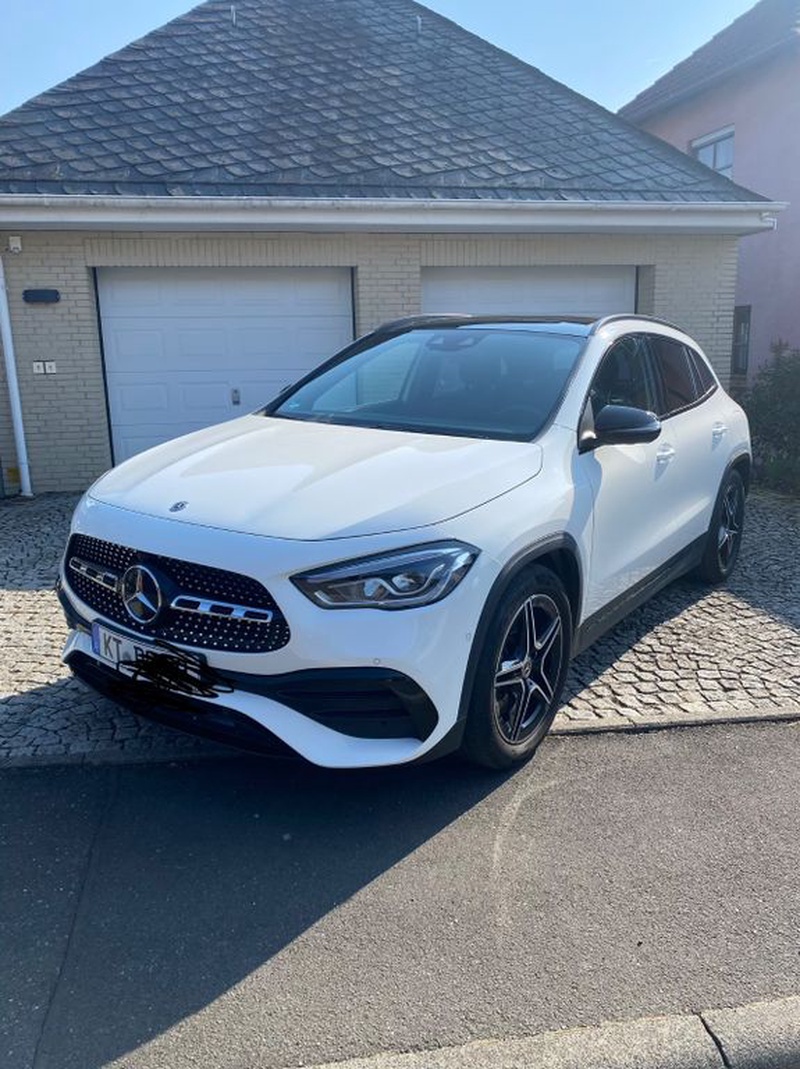 Mercedes-Benz GLA-Class