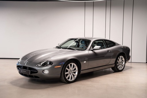 Jaguar XK8 2005