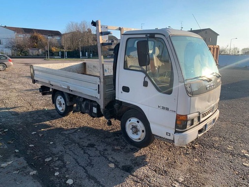 Isuzu Other 2005